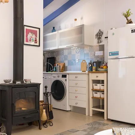 La Feliz: Cozy Duplex With Sea Views In Fisherman's House Apartment